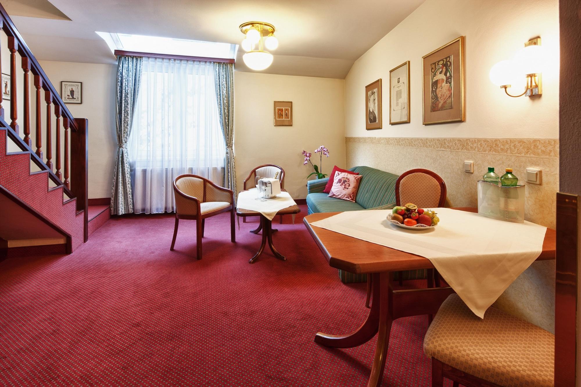 Hotel Theaterhotel &