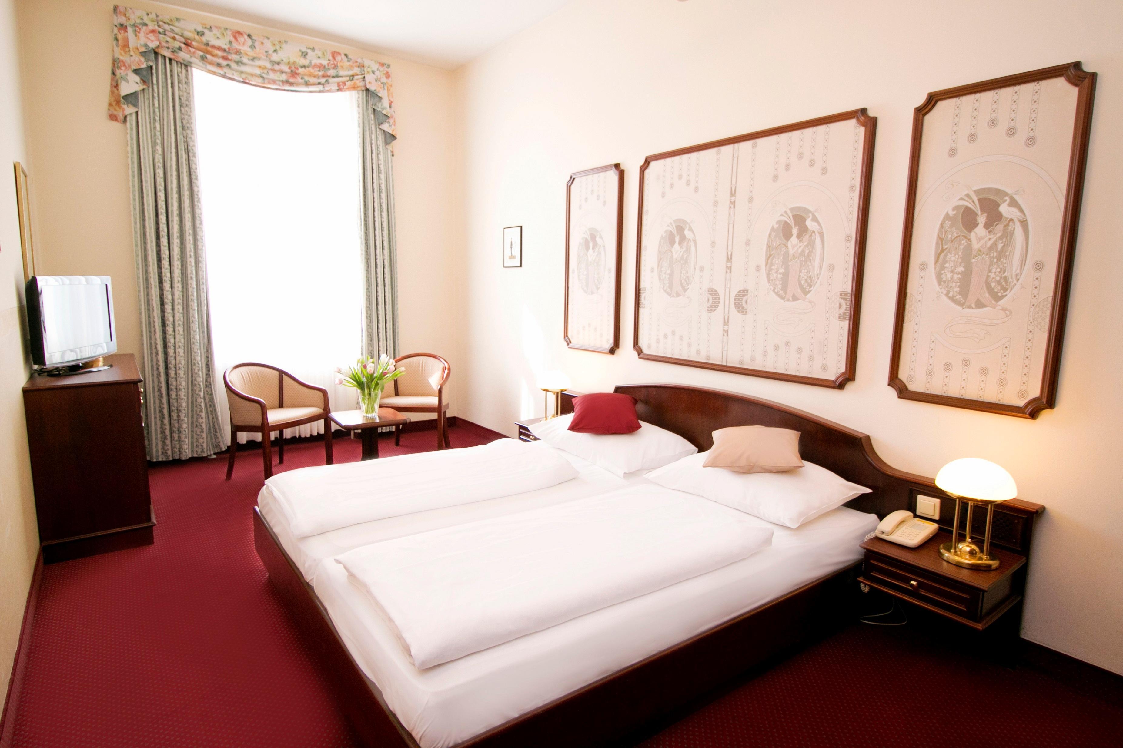 Theaterhotel & Hotel Vienna